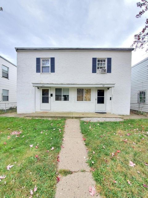 Photo of 1047-1049 East 21st Avenue, Columbus, OH 43211 (MLS # 225044679)