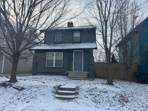 Photo of 605 Southwood Avenue, Columbus, OH 43207 (MLS # 226001162)
