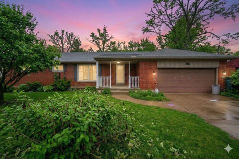 Photo of 1448 W Sparrow Road, Springfield, OH 45502 (MLS # 226006687)