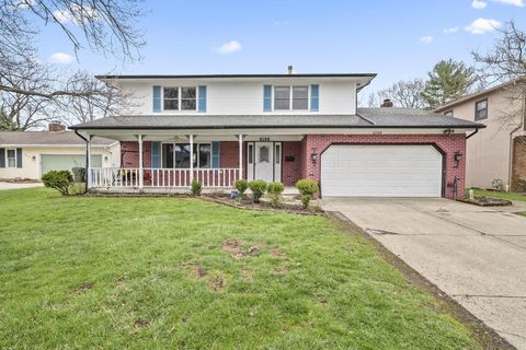 Photo of 6100 Darby Lane, Columbus, OH 43229 (MLS # 226009478)