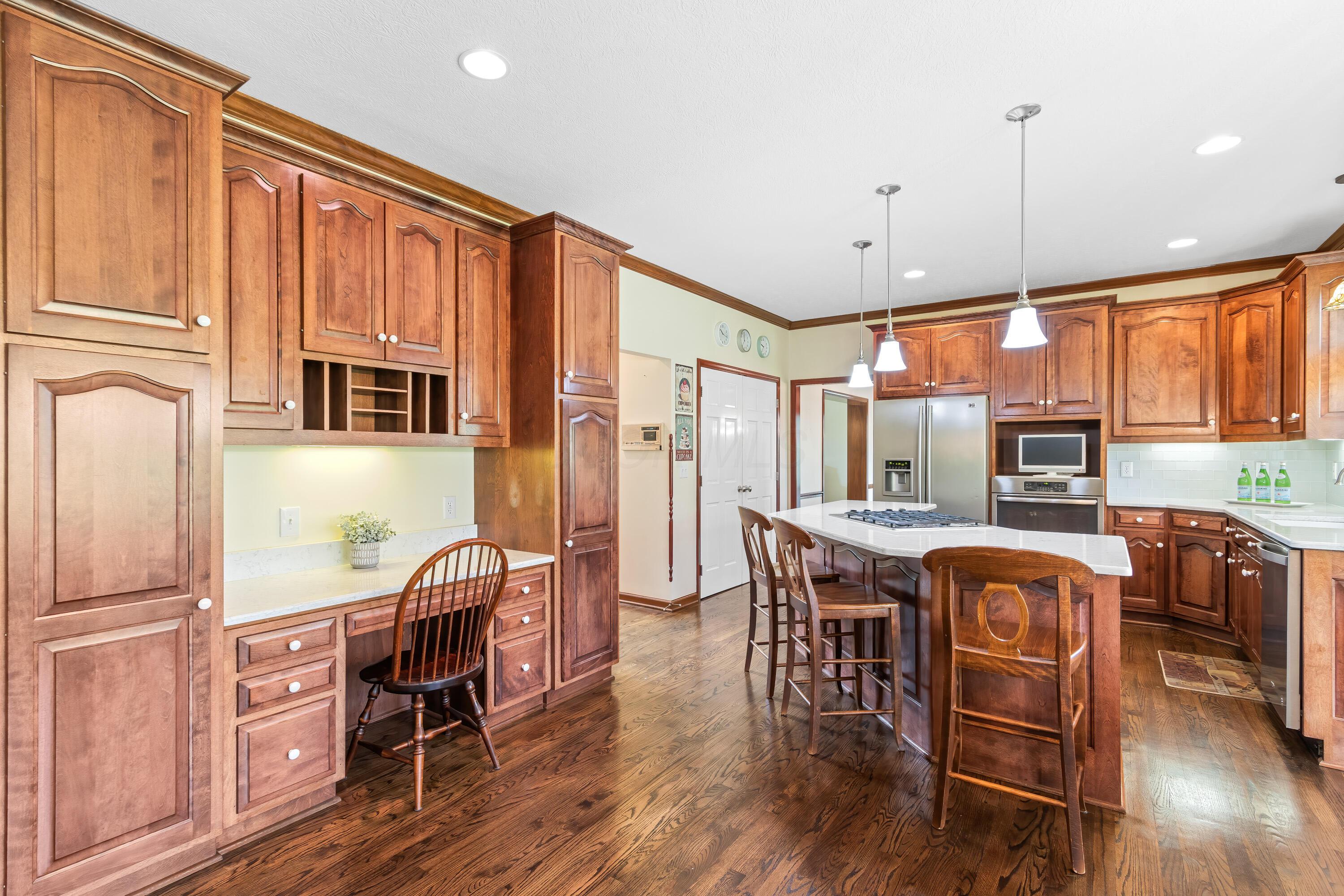 5098 Cascade Drive, Powell, Ohio image 22