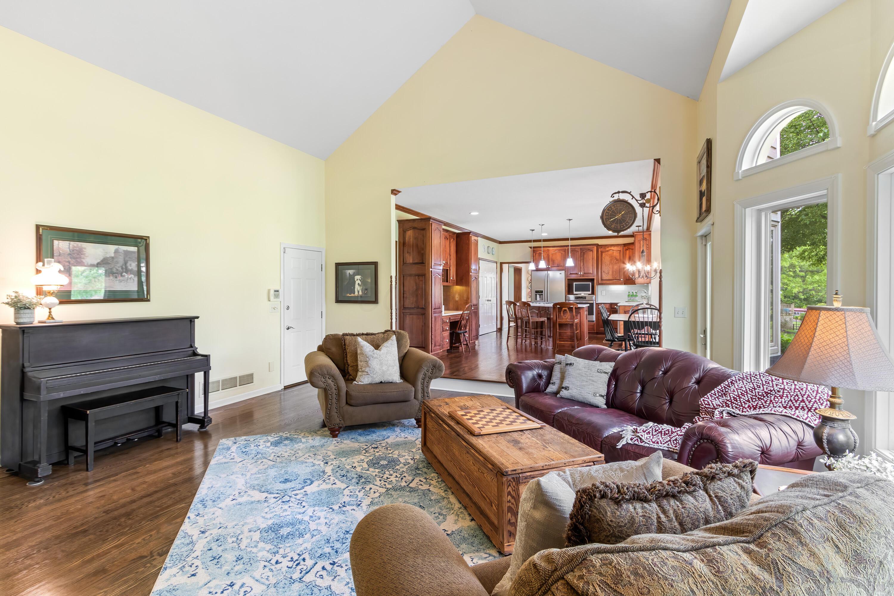 5098 Cascade Drive, Powell, Ohio image 17