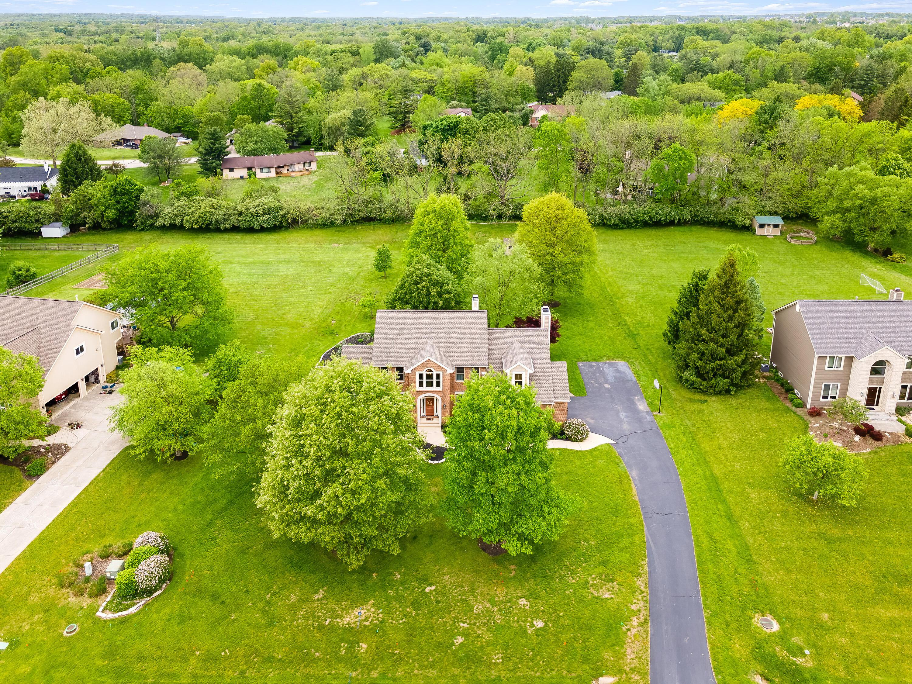 5098 Cascade Drive, Powell, Ohio image 8