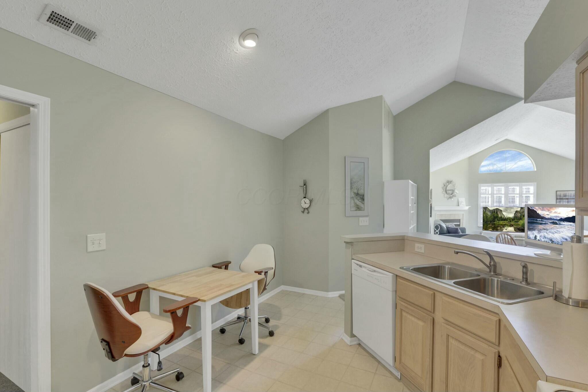 85 Potters Shed Drive, Reynoldsburg, Ohio image 16
