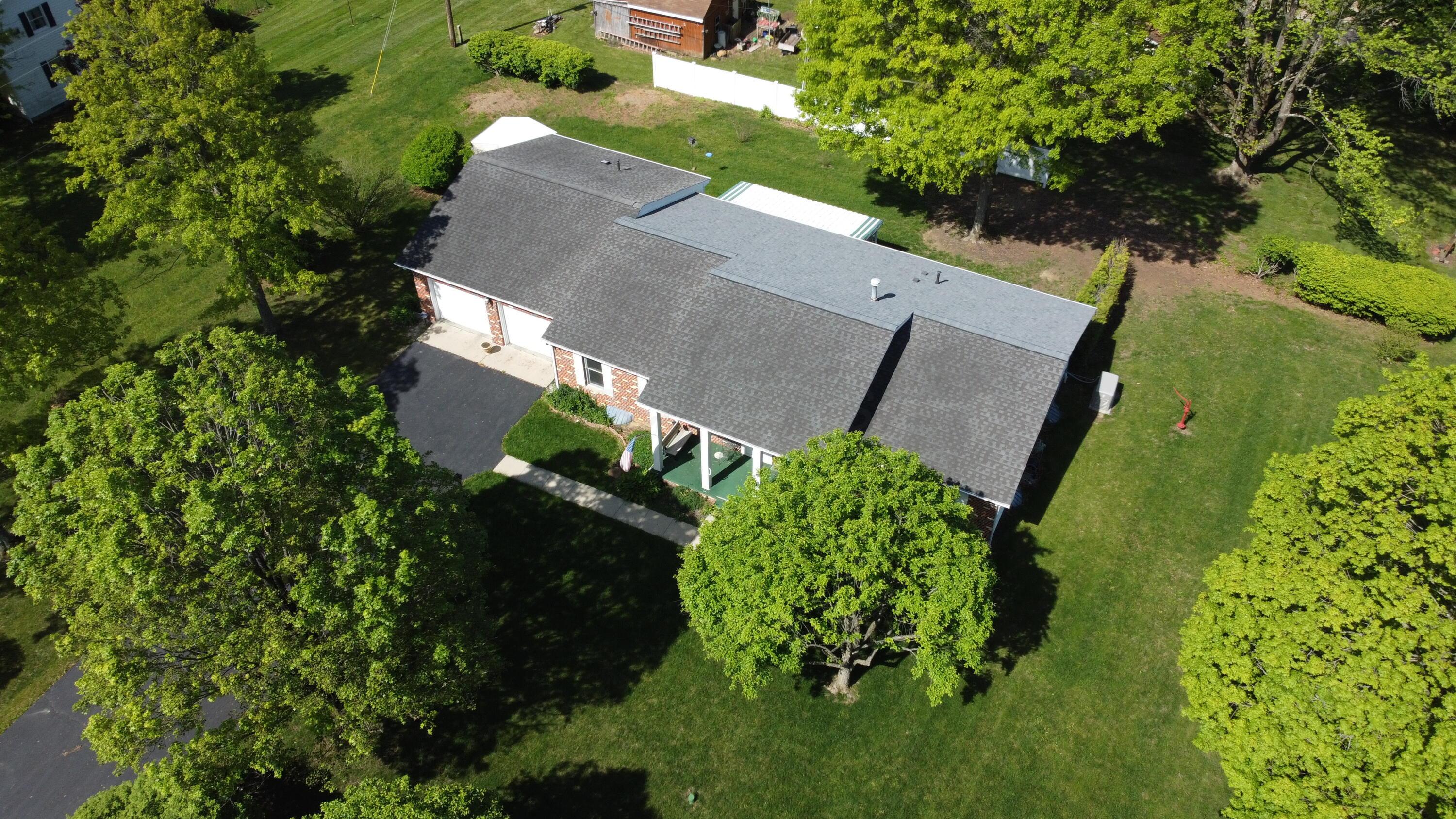 2435 Arabella Drive, Lancaster, Ohio image 4