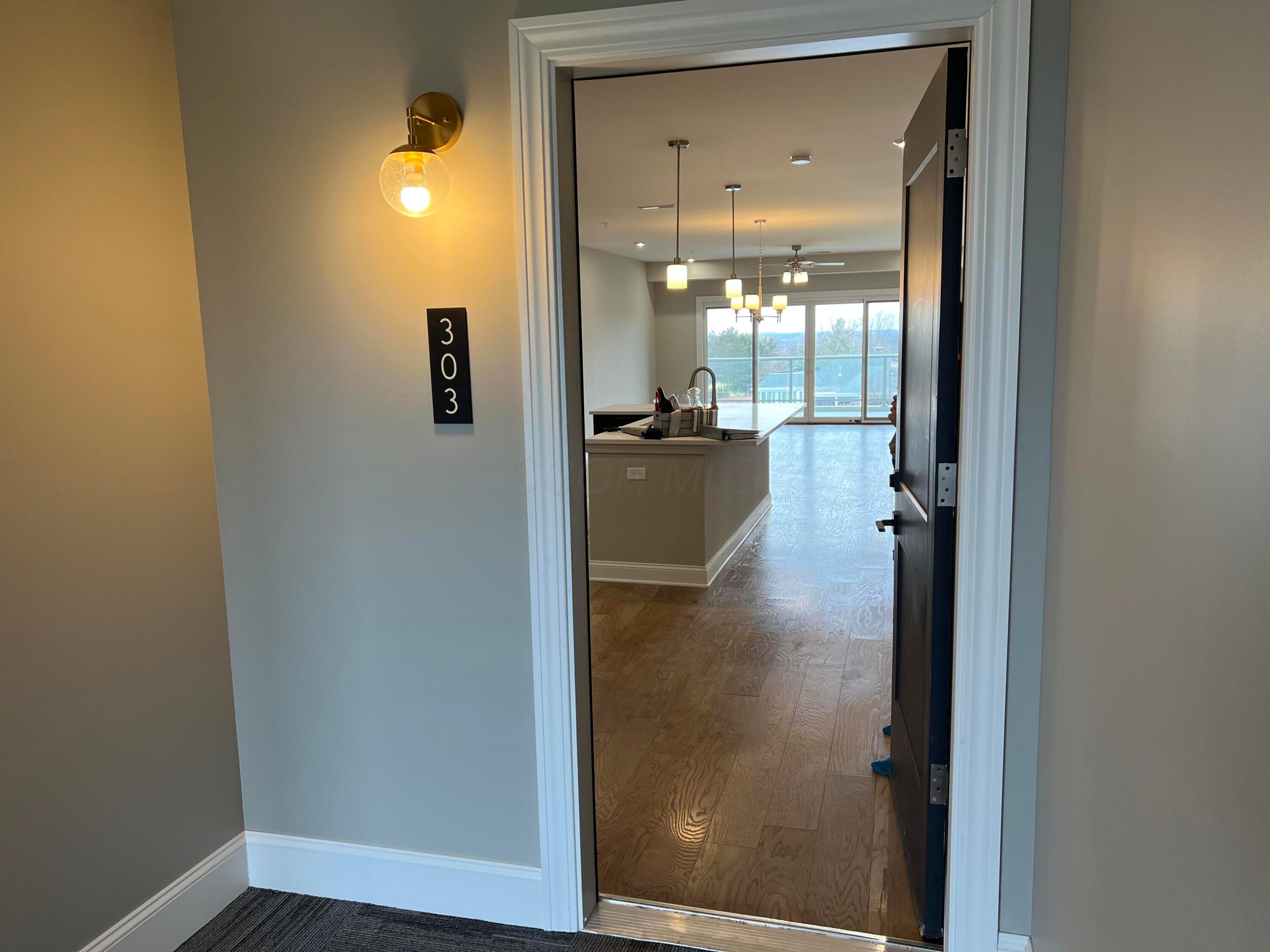 5285 Highpointe Lakes Drive 303