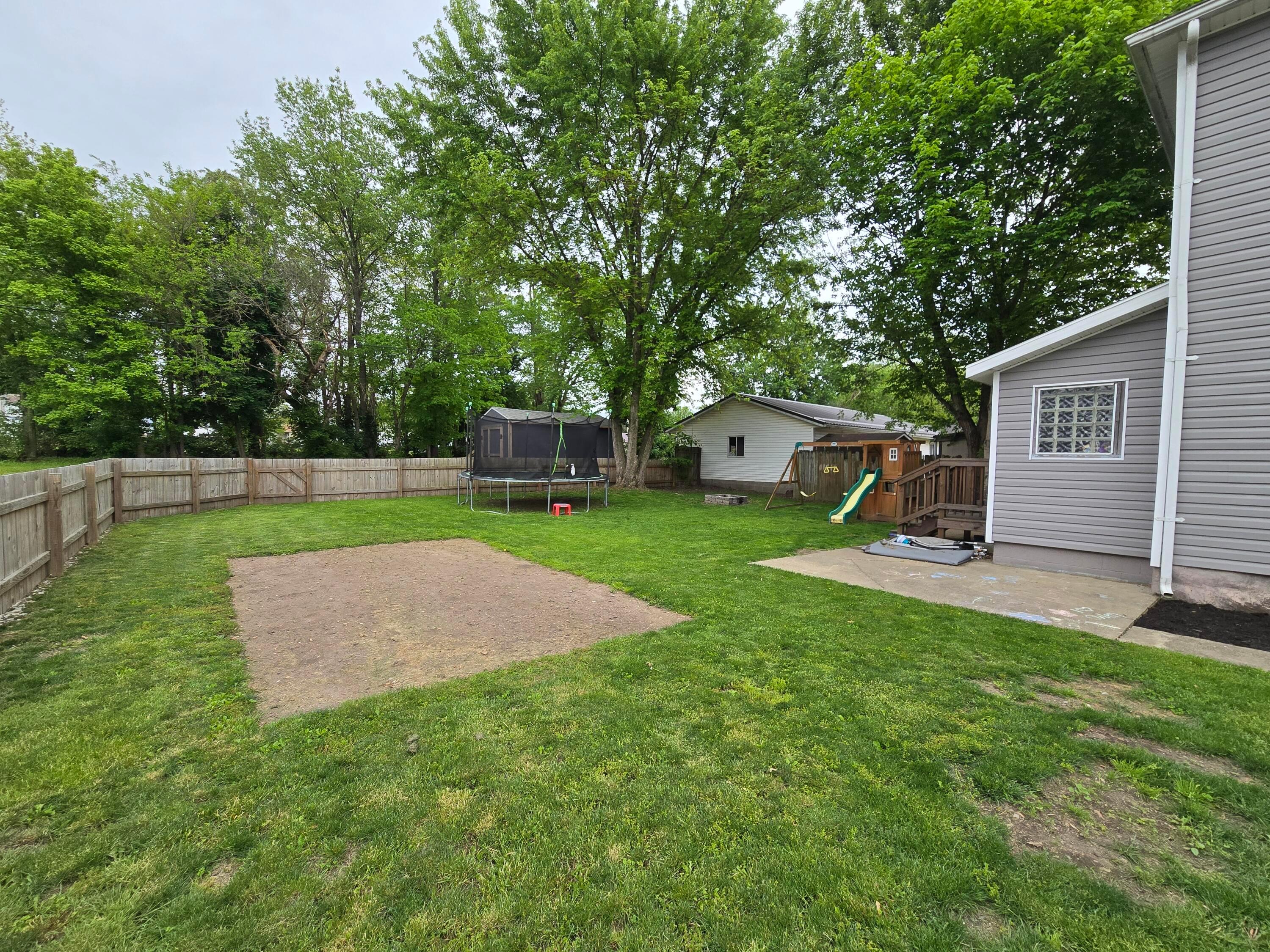 52 S Shawnee Avenue, Zanesville, Ohio image 5