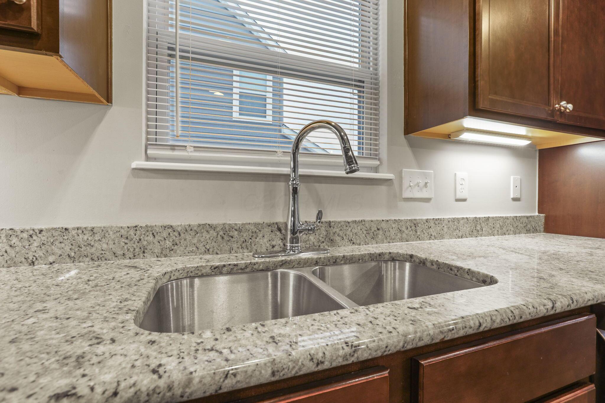 709 Salisbury Street, Pickerington, Ohio image 12