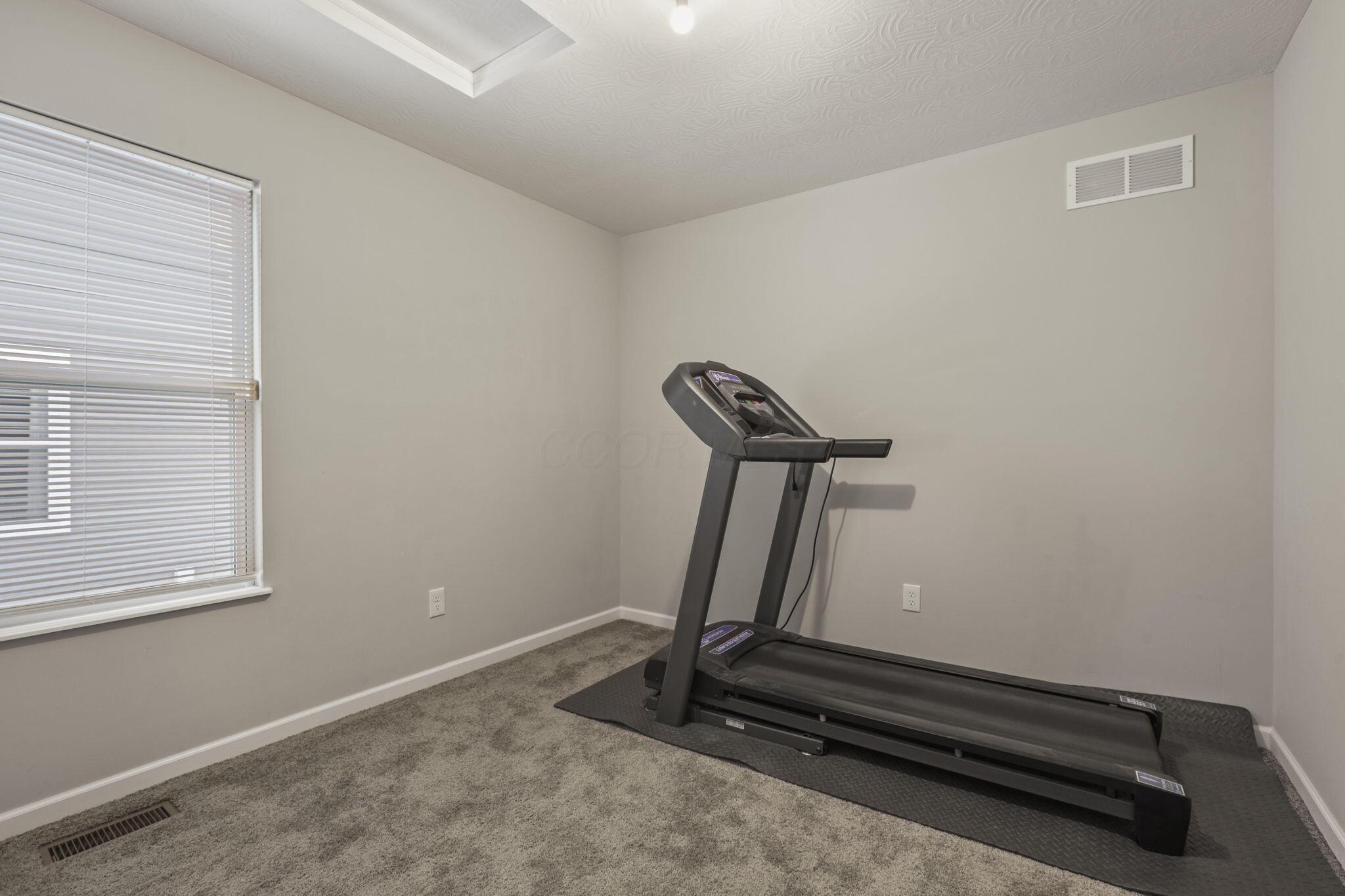 709 Salisbury Street, Pickerington, Ohio image 31