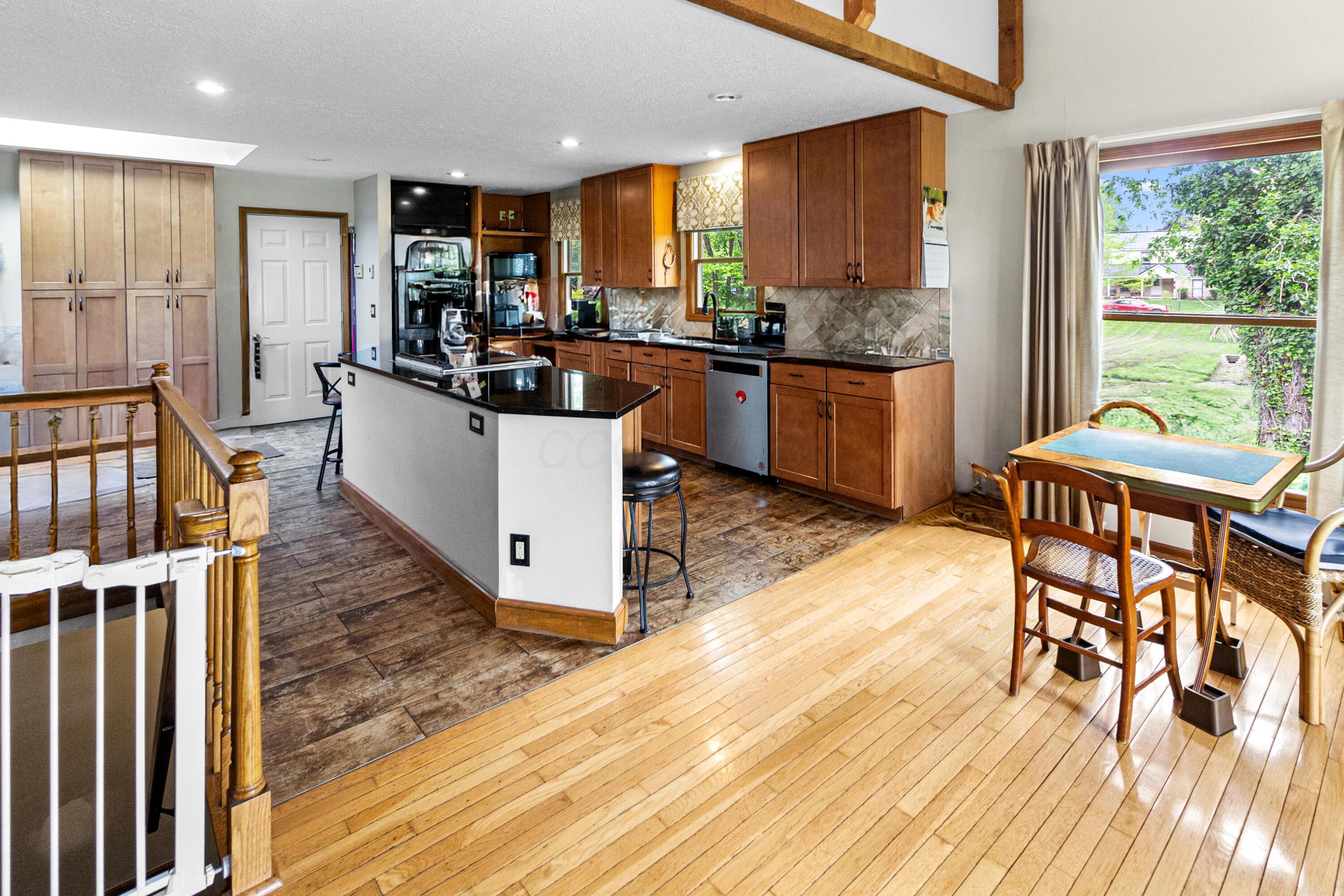 251 Longbranch Drive, Dublin, Ohio image 10