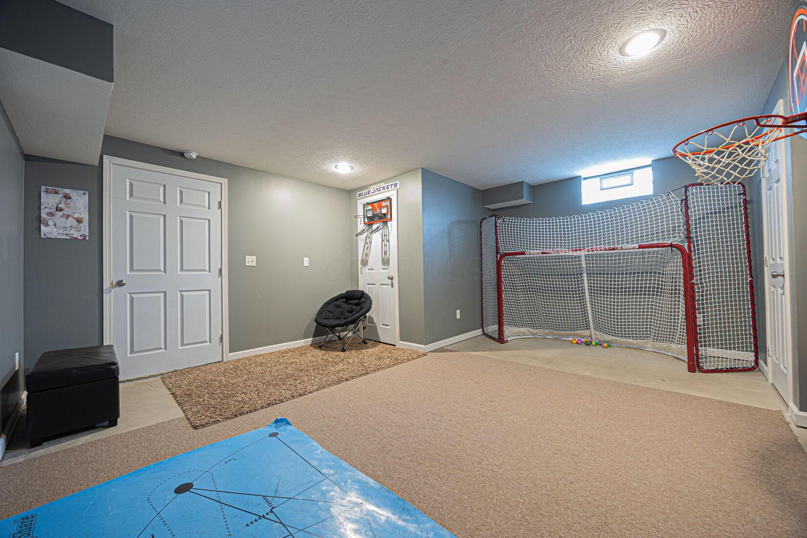 2028 Trophy Drive, Marysville, Ohio image 41
