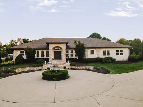 Photo of 6430 Irish Hills Drive, Delaware, OH 43015 (MLS # 226033825)