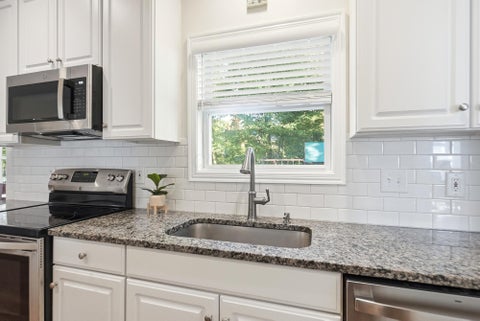 Tiny photo for 4784 Brittonhurst Drive, Hilliard, OH 43026 (MLS # 226040312)
