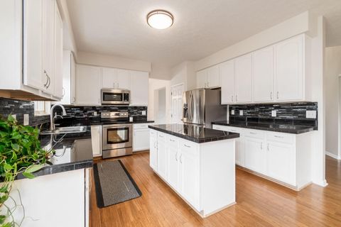 Tiny photo for 7916 Bridge Crossing Court, Powell, OH 43065 (MLS # 225044639)