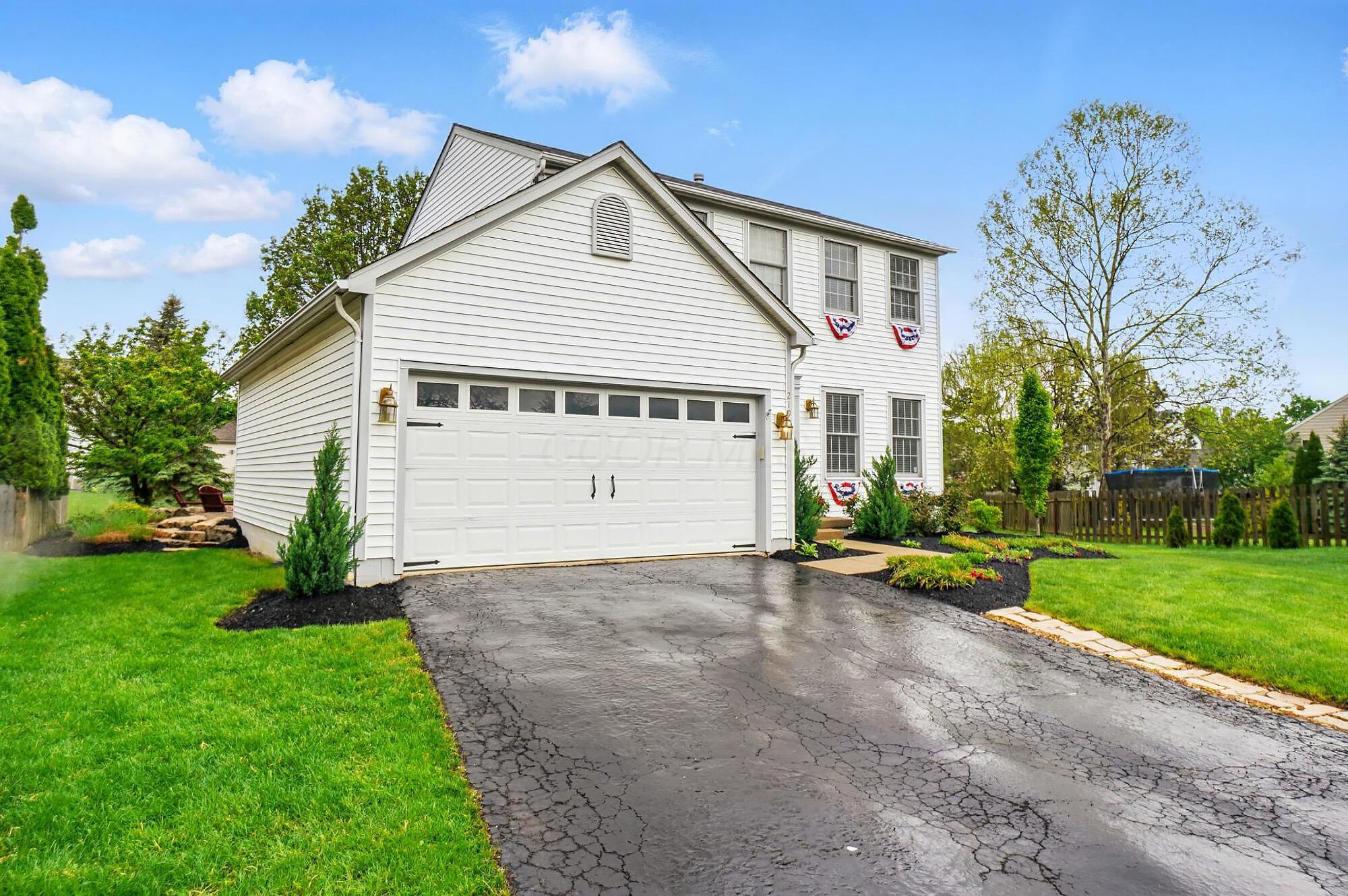 2199 Hutchman Drive, Hilliard, Ohio image 2