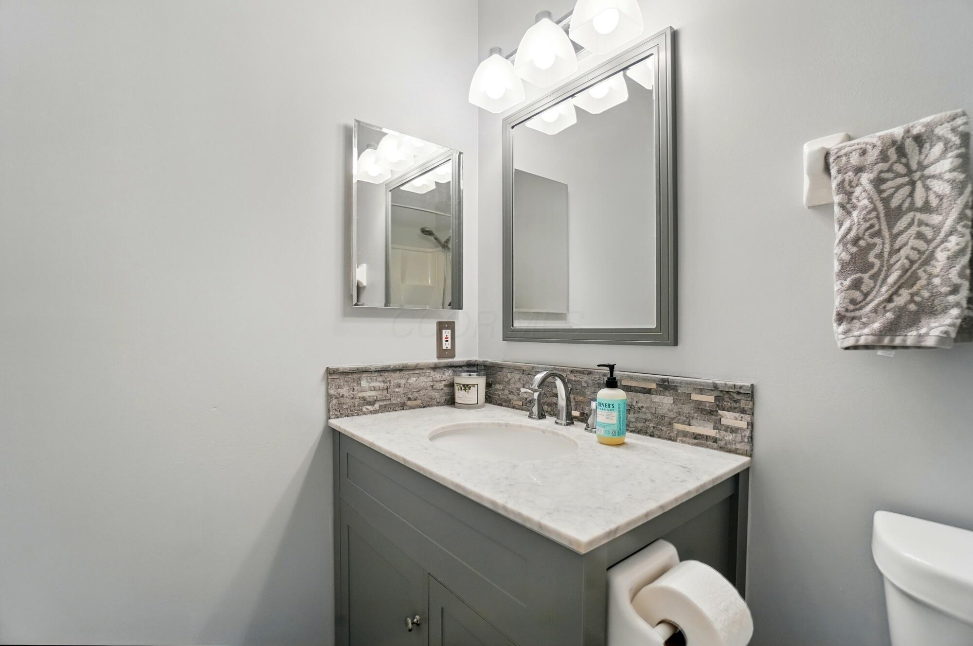 2199 Hutchman Drive, Hilliard, Ohio image 26