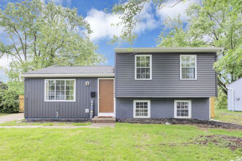 Homes For Sale - 2949 Fleet Road<br/> Columbus, OH 43232