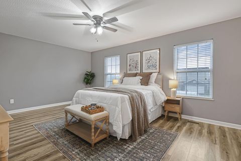 Tiny photo for 604 Clark Avenue, Ashville, OH 43103 (MLS # 226007344)