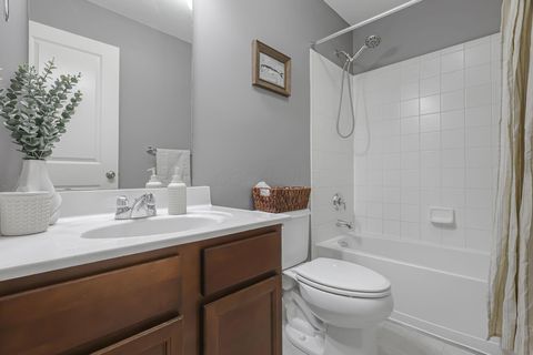 Tiny photo for 604 Clark Avenue, Ashville, OH 43103 (MLS # 226007344)