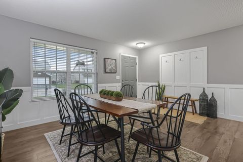 Tiny photo for 604 Clark Avenue, Ashville, OH 43103 (MLS # 226007344)