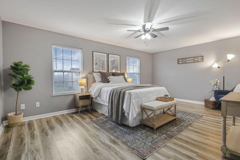 Tiny photo for 604 Clark Avenue, Ashville, OH 43103 (MLS # 226007344)