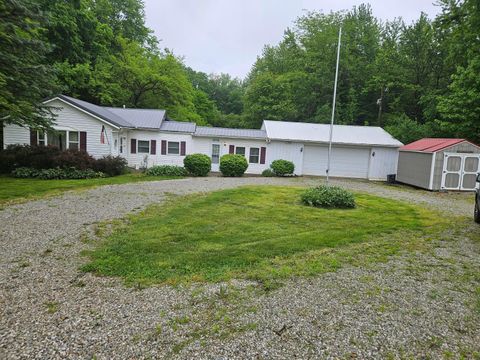 Photo of 9779 York Road SW, Etna, OH 43062 (MLS # 226011675)