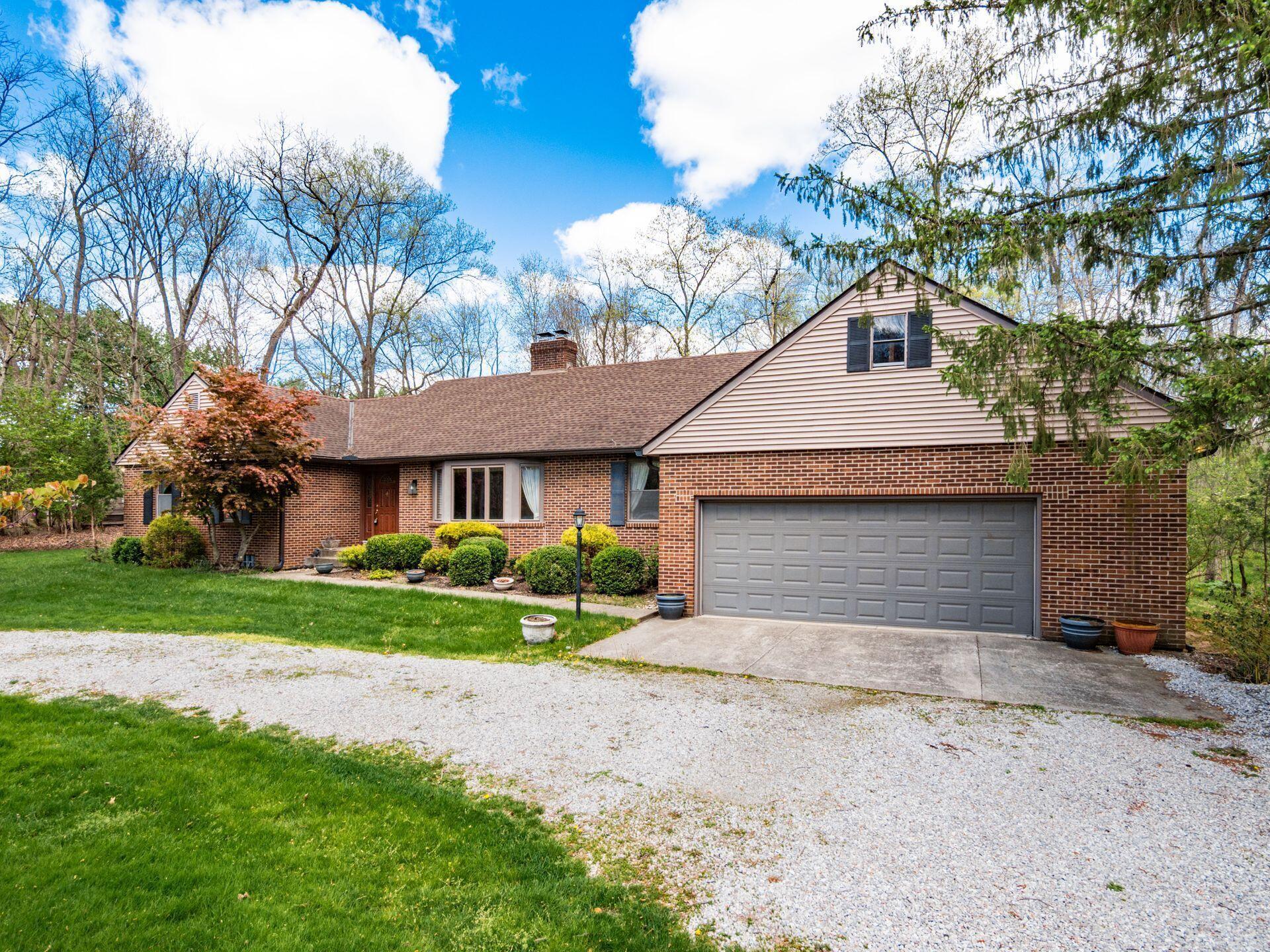 2434 Carriage Road