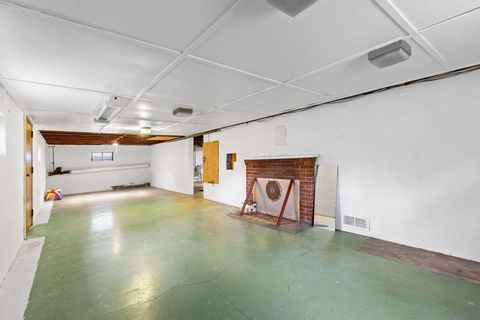 Tiny photo for 3245 Fisher Road, Columbus, OH 43204 (MLS # 225040257)