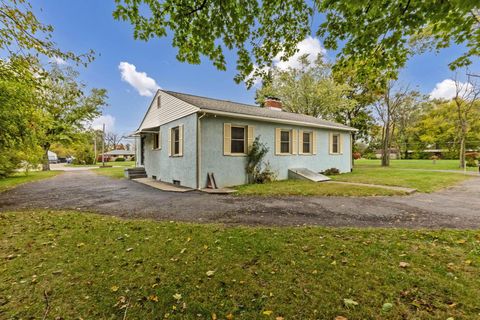 Tiny photo for 3245 Fisher Road, Columbus, OH 43204 (MLS # 225040257)