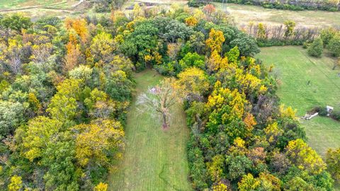 Tiny photo for 3245 Fisher Road, Columbus, OH 43204 (MLS # 225040257)