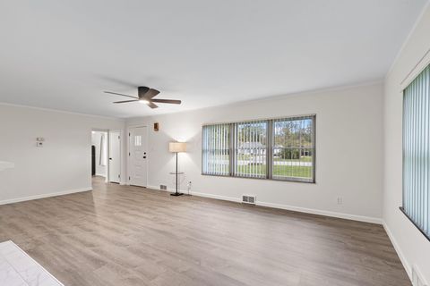 Tiny photo for 3245 Fisher Road, Columbus, OH 43204 (MLS # 225040257)