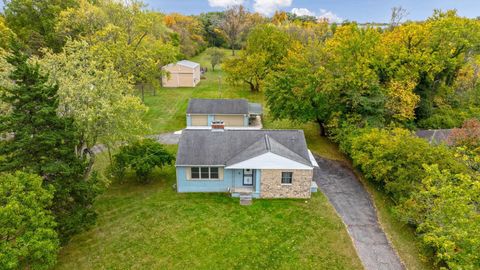 Tiny photo for 3245 Fisher Road, Columbus, OH 43204 (MLS # 225040257)