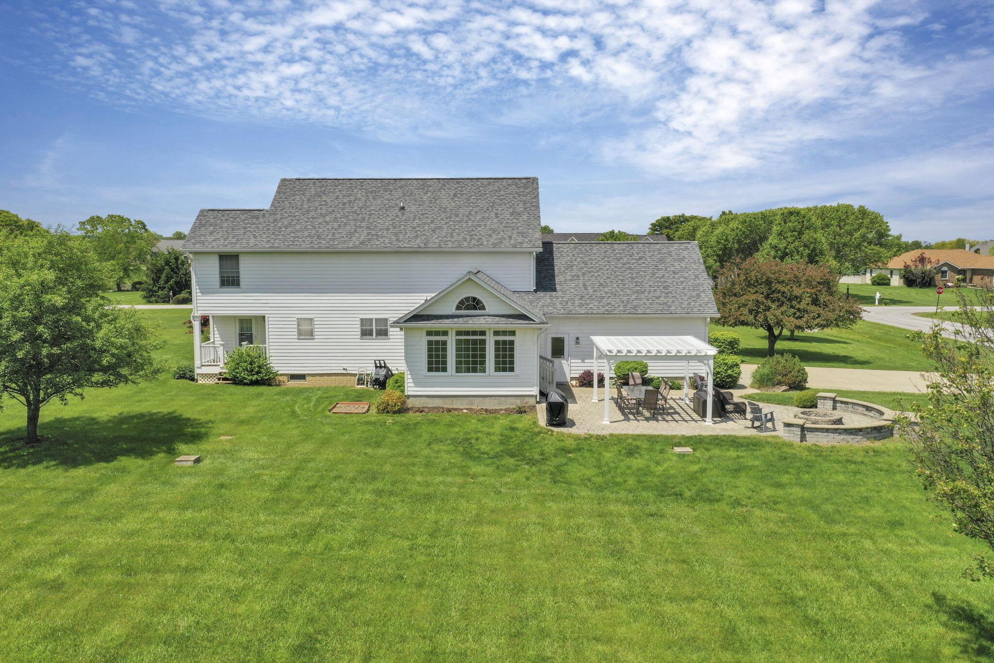 4690 Arrowhead Drive, Carroll, Ohio image 50