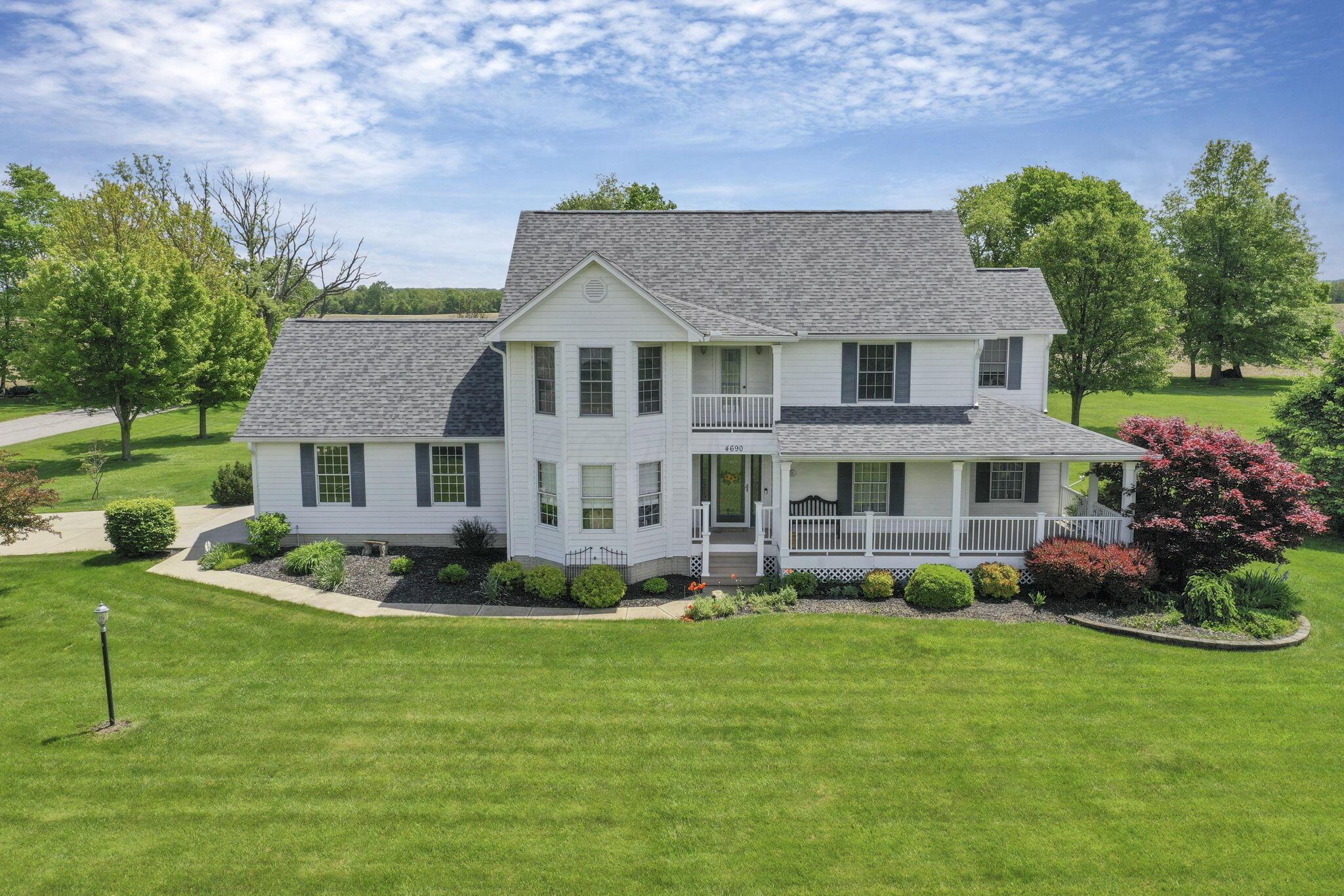 4690 Arrowhead Drive, Carroll, Ohio image 3