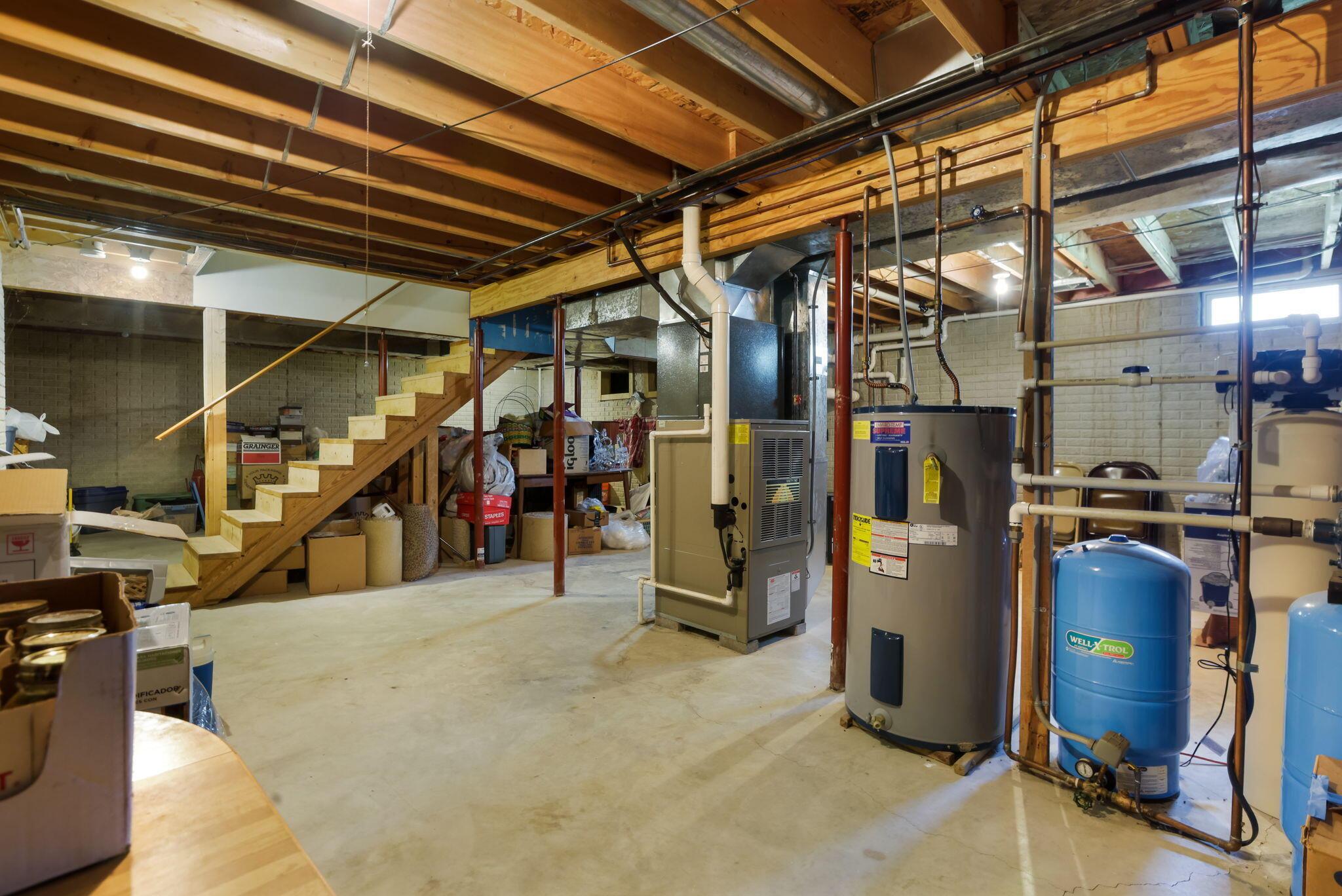 4690 Arrowhead Drive, Carroll, Ohio image 32