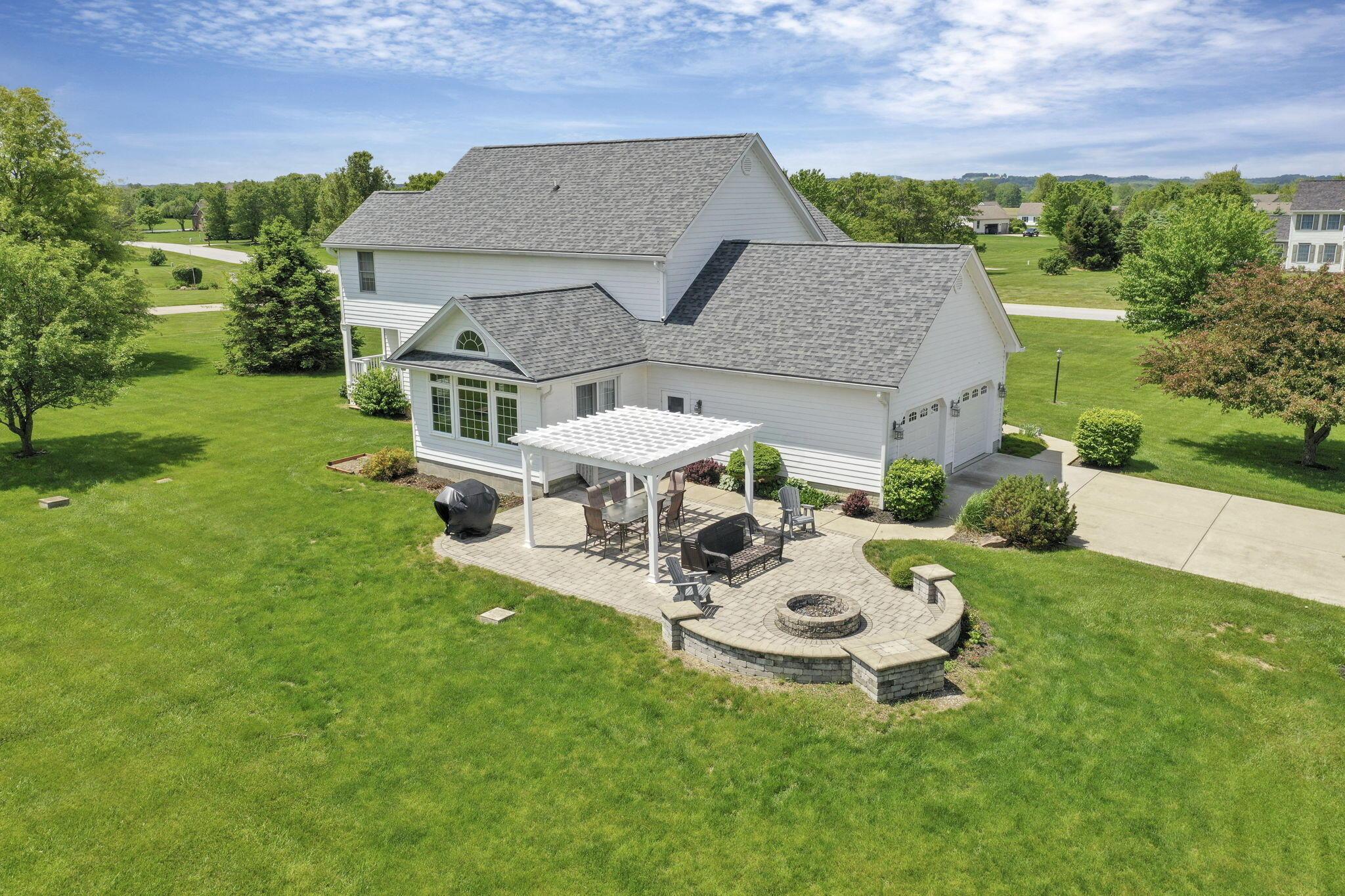 4690 Arrowhead Drive, Carroll, Ohio image 49