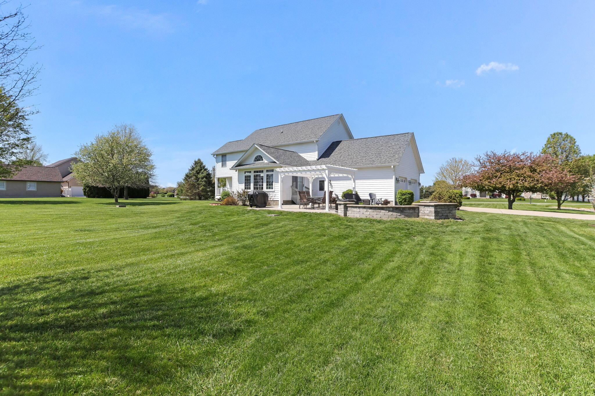 4690 Arrowhead Drive, Carroll, Ohio image 38