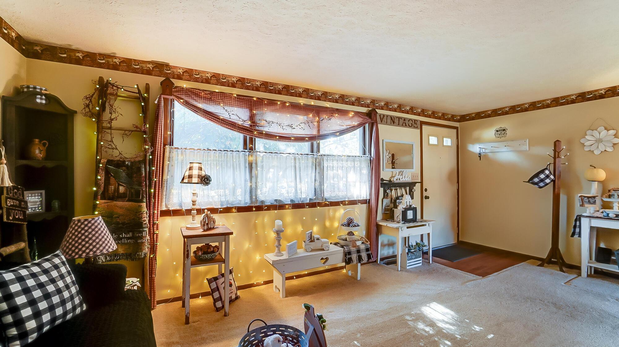 5429 W Ridgewood Road, Springfield, Ohio image 7