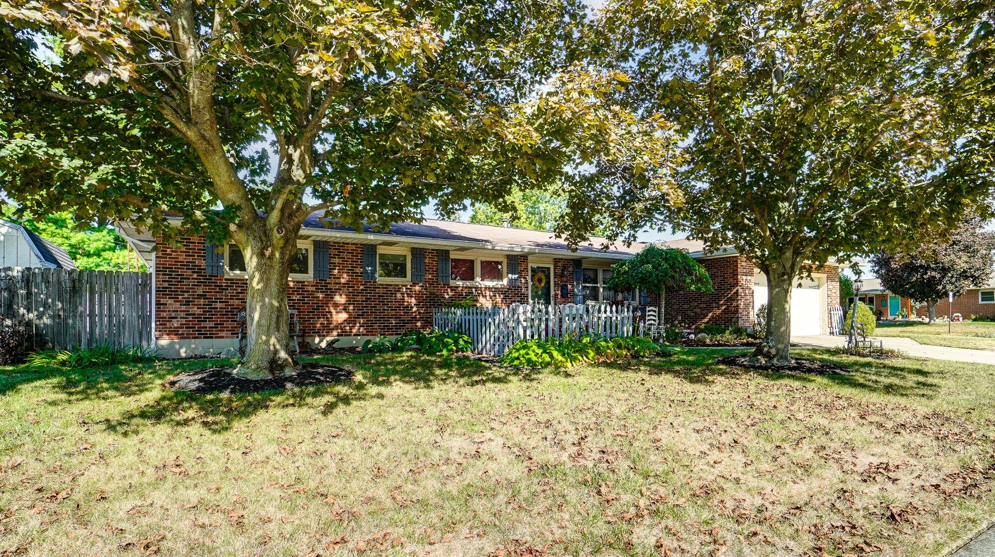 5429 W Ridgewood Road, Springfield, Ohio image 3