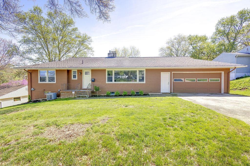 204 Vernedale Drive, Mount Vernon, Ohio image 1