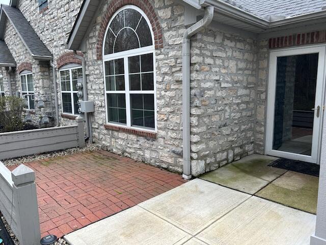 6230 Brickside Drive #25-623, New Albany, Ohio image 8