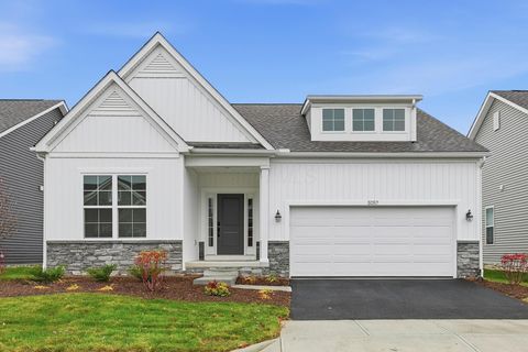 Photo of 3057 Mckinney Road, Grove City, OH 43123 (MLS # 225022651)