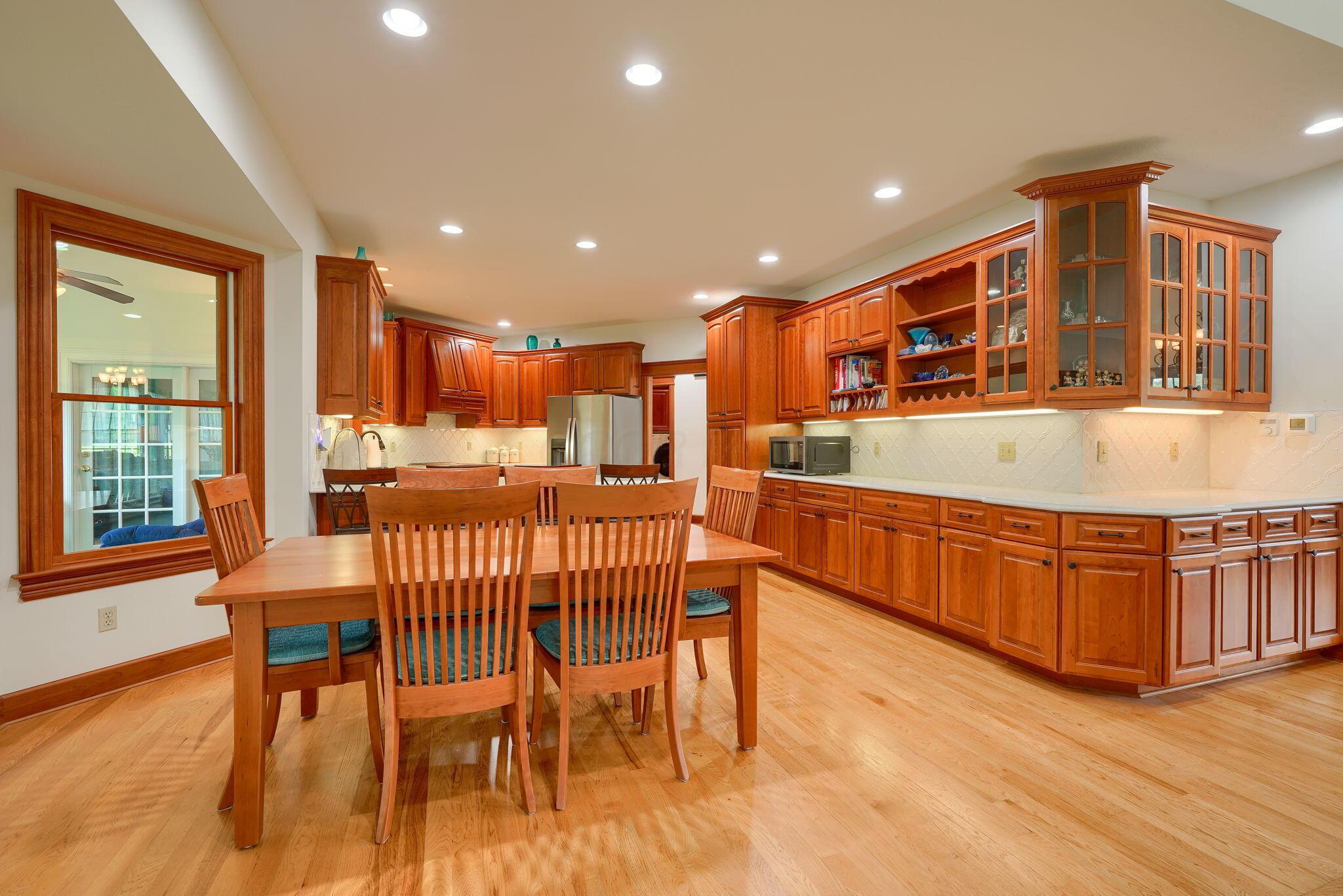 2051 River Road, Delaware, Ohio image 38