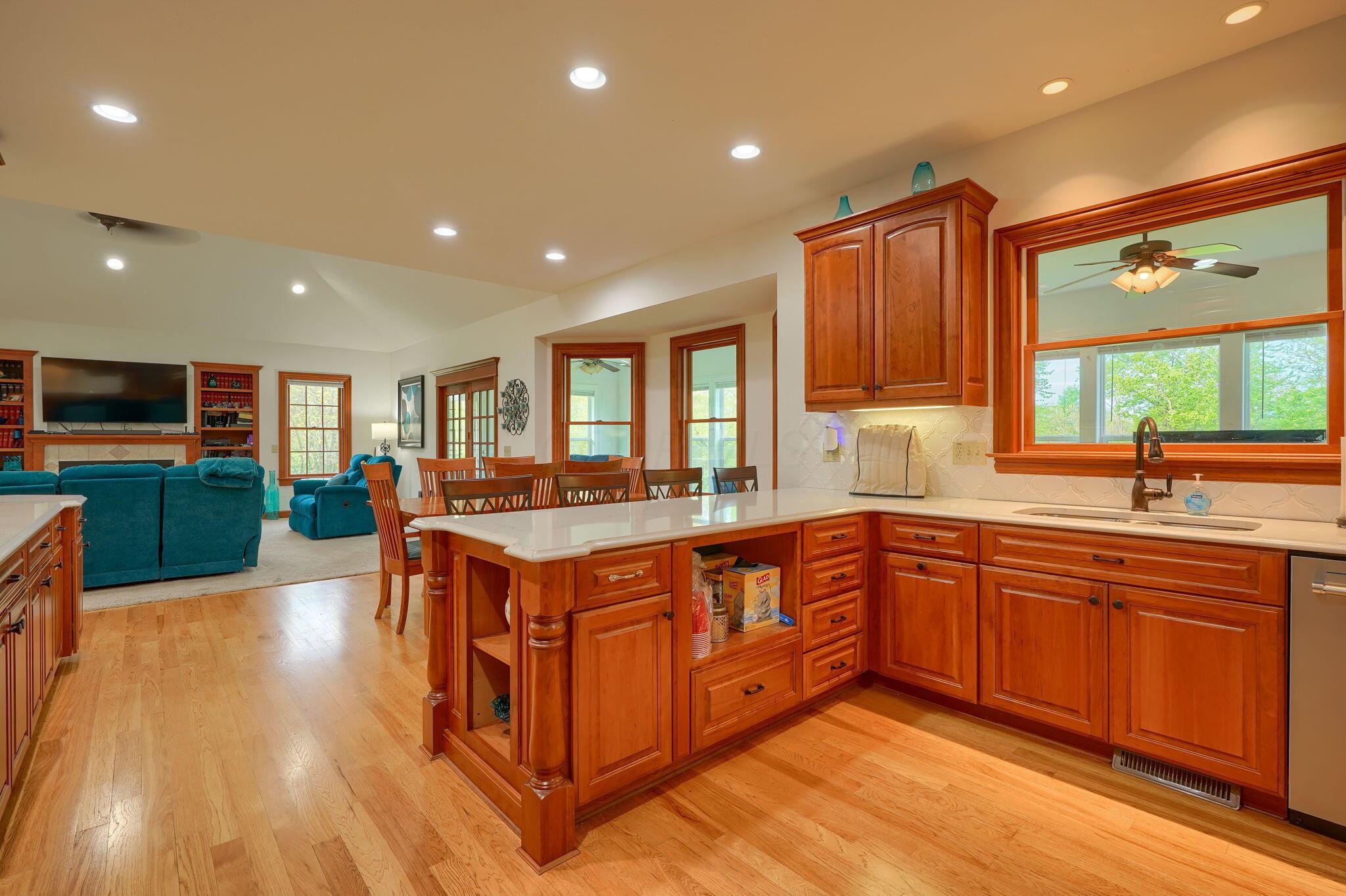 2051 River Road, Delaware, Ohio image 34