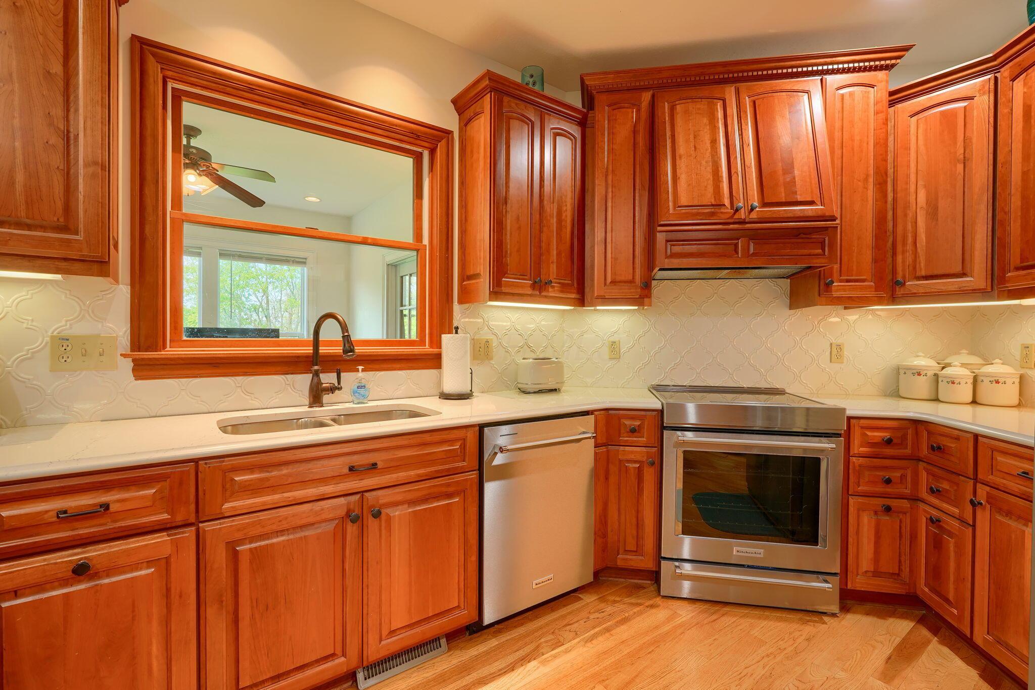 2051 River Road, Delaware, Ohio image 33