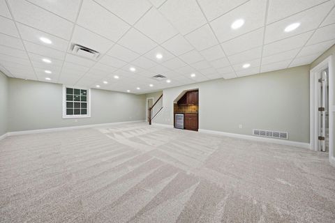 Tiny photo for 42 Keswick Woods, New Albany, OH 43054 (MLS # 226007350)