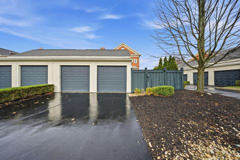 Tiny photo for 42 Keswick Woods, New Albany, OH 43054 (MLS # 226007350)