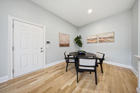 Tiny photo for 42 Keswick Woods, New Albany, OH 43054 (MLS # 226007350)