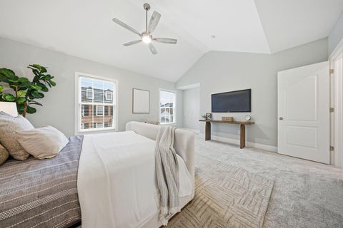 Tiny photo for 42 Keswick Woods, New Albany, OH 43054 (MLS # 226007350)