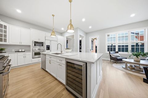 Tiny photo for 42 Keswick Woods, New Albany, OH 43054 (MLS # 226007350)